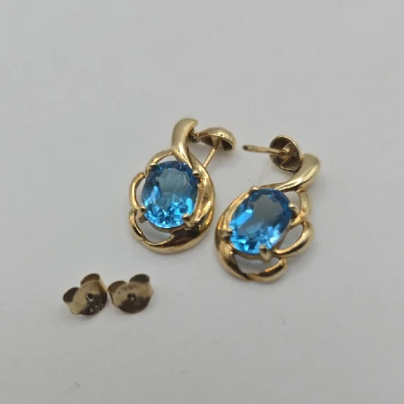 10k Gold and Blue Topaz Earrings